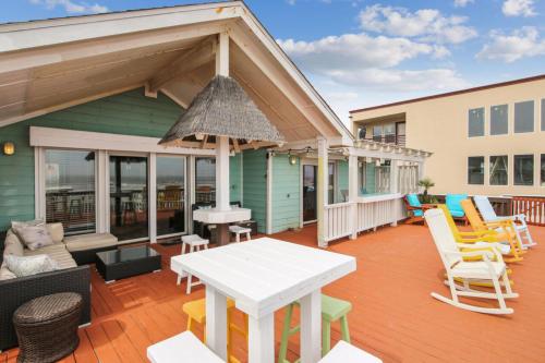 Emily by the Sea by Ryson Vacation Rentals