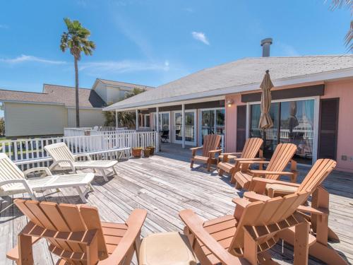 Casa Rosa West by Ryson Vacation Rentals - main image