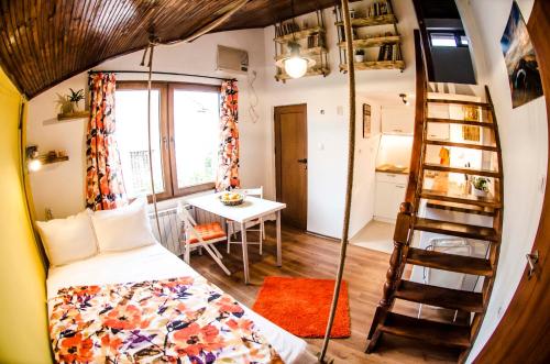Off Vitosha Blvd Designer Studio