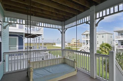 Beachside Haven by Ryson Vacation Rentals