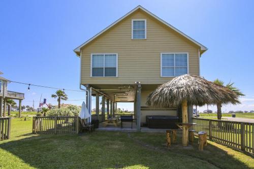 Beach Retreat by Ryson Vacation Rentals - image 6