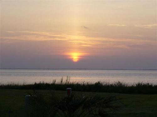 Beach Freak by Ryson Vacation Rentals - main image