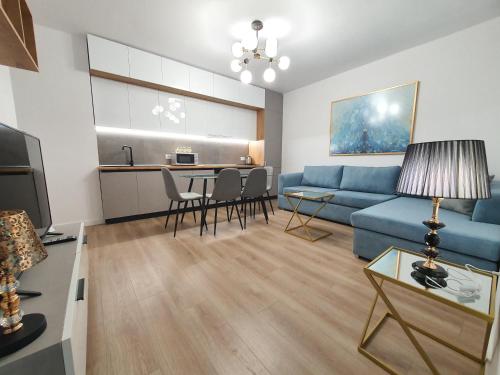 Miku Apartment-Premium 2BD At Wilson Squear