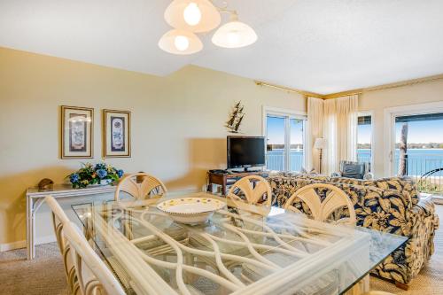 Beachside Tennis 1893 in South Beach