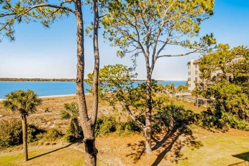 Beachside Tennis 1893 in South Beach