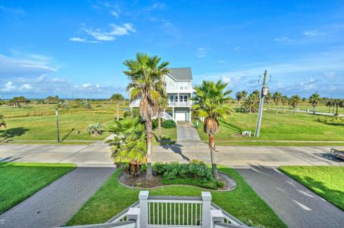 Beachfront Flamingo by Ryson Vacation Rentals - image 3