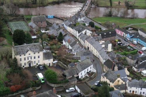 Cosy Crickhowell Cottage