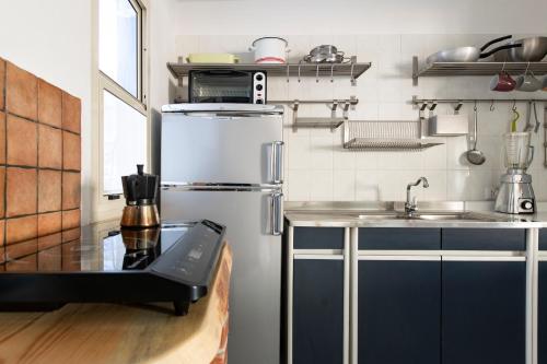 DUAS PEDRAS, private apartment in the heart of Bosa