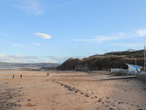 4 Parc Delfryn in Brynteg