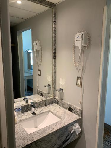 Fastos Hotel - image 4