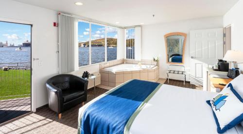 Junior Suite with Bay View - Disability Access