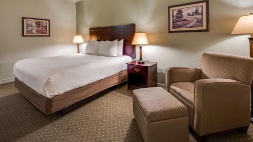 Best Western Plus Bayshore Inn