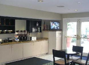 Extended Stay America Select Suites - Orlando - Lake Mary - 1040 Greenwood Blvd