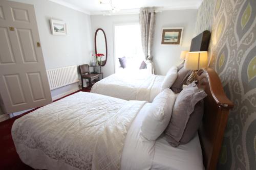 Errismore House - main image