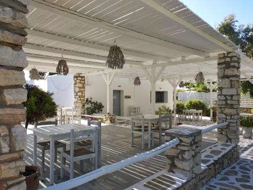 Surfing Beach Village Paros