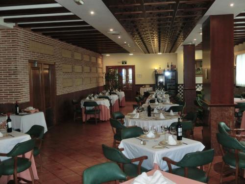 Hotel Lozano - image 14