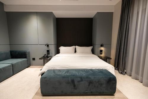 Demi Hotel - image 10