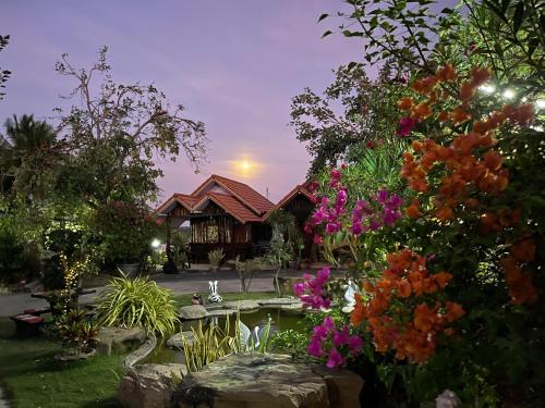 Busby Resort in Ta Phraya