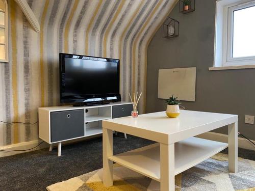 Newly Refurbished 1 Bed Studio Apartment Hagley Road, , West Midlands