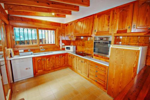 Villa image 2