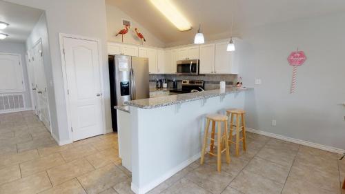 Flamingo Haven Home - image 4