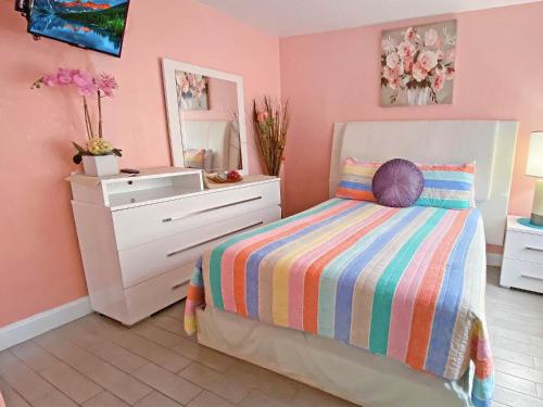 Bella Sirena Inn - image 7