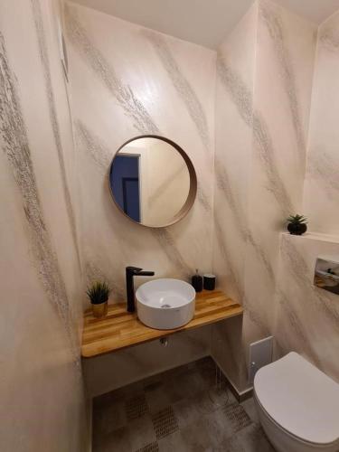 Apartament Central Iulia - image 3