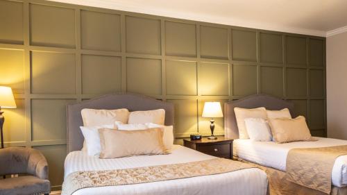 Standard Queen Room - Disability Access
