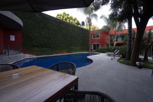 285107680 Hotel Boutique Abad