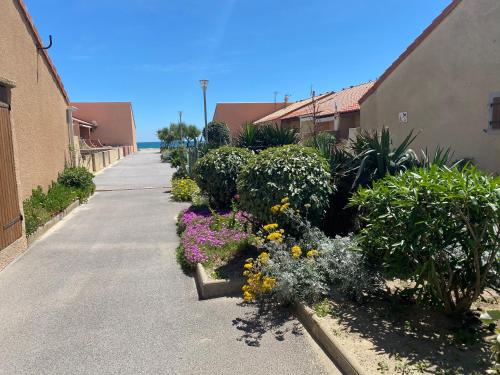 Leucate, maison dans village naturiste Eden à 50 m de la plage, 4 personnes, Leucate (fotografie 2)