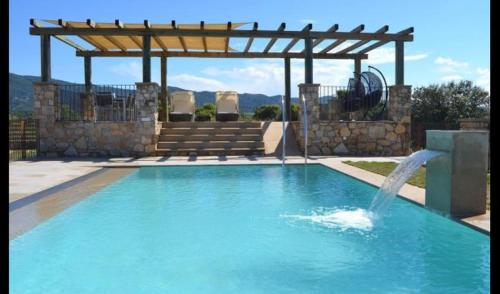 Villa in el Vilosell Sleeps 6 with Pool and Air Con gîte à louer Albarca