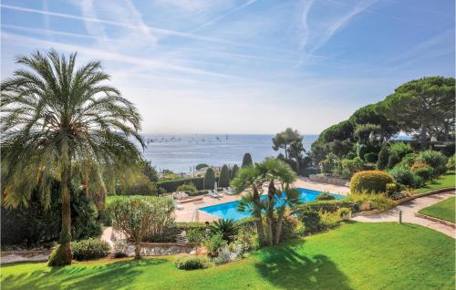 Beautiful apartment in Cannes with 1 Bedrooms, Internet and Outdoor swimming pool - Apartment - Cannes