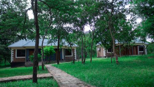 Viesnīcas āriene, MANTIS LODGE & CAMPING SITE in Mikumi