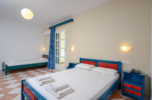 Hotel Fanis – Agia Anna, UT