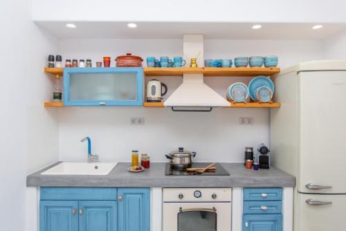 Elaya Cycladic Apartment, Naxos Town, by NaxosVibe 3