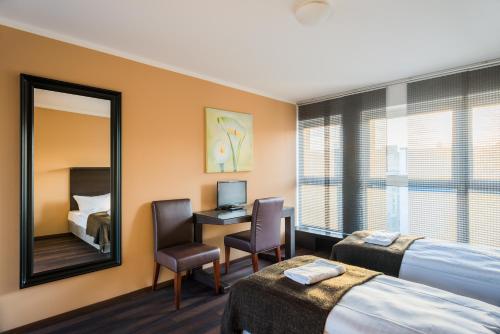 Apple City Hotel - image 3