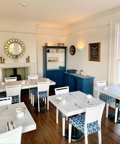 Derrin Guest House - main image