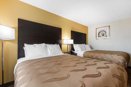 Quality Inn & Suites Metropolis I-24 - image 5