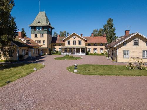 Ulfshyttans Herrgård, nära Romme Alpin