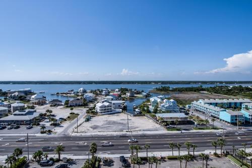 Island Royale P506 - image 8