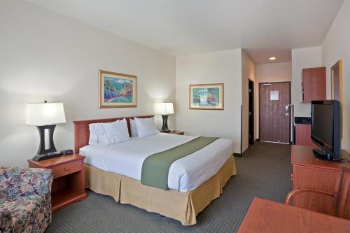 Holiday Inn Express Hotel & Suites Ashland, an IHG Hotel