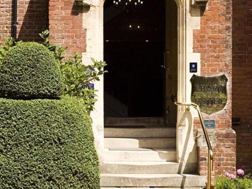 Ebury Hotel Cottages and Apartment's - image 5