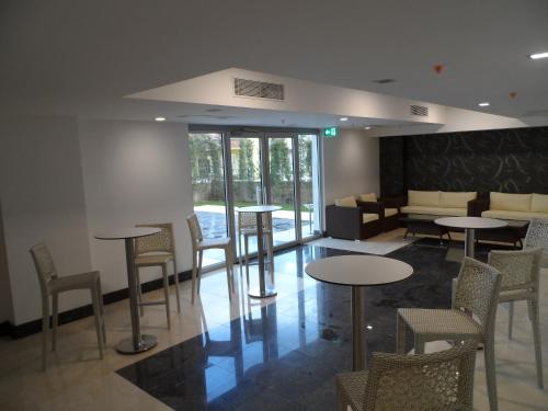 Inci Class Hotel - image 11