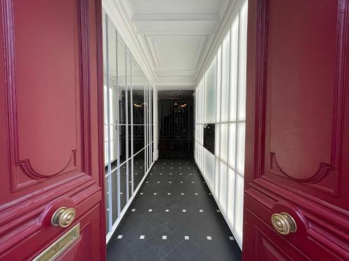 RESIDENCES HARCOURT - Ile Saint Louis - PARIS, Paris