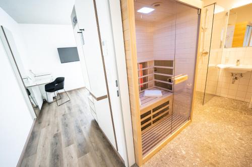 Ванна кімната, Motel Schlafraum Schlüßlberg-Dein smartes Hotel-contactless check-in (Motel Schlafraum Schlußlberg-Dein smartes Hotel-contactless check-in) in Хоф-Зальцбург