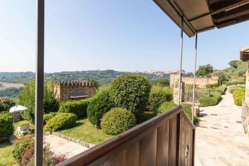 منظر, TH Perugia - Castello Di Monterone in ضاحية