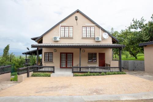 A szálláshely kívülről, Riverbend Berg Lodge in Bergville