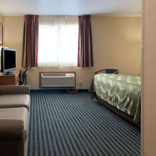 Quality Inn Ottawa near Starved Rock State Park