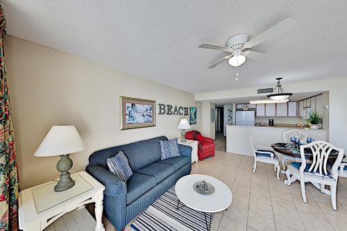 Beachfront All-Suite Gem - Pools Spas Lazy River condo - image 3