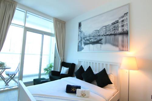 MARCO POLO - Modern and Spacious studio with Marina views